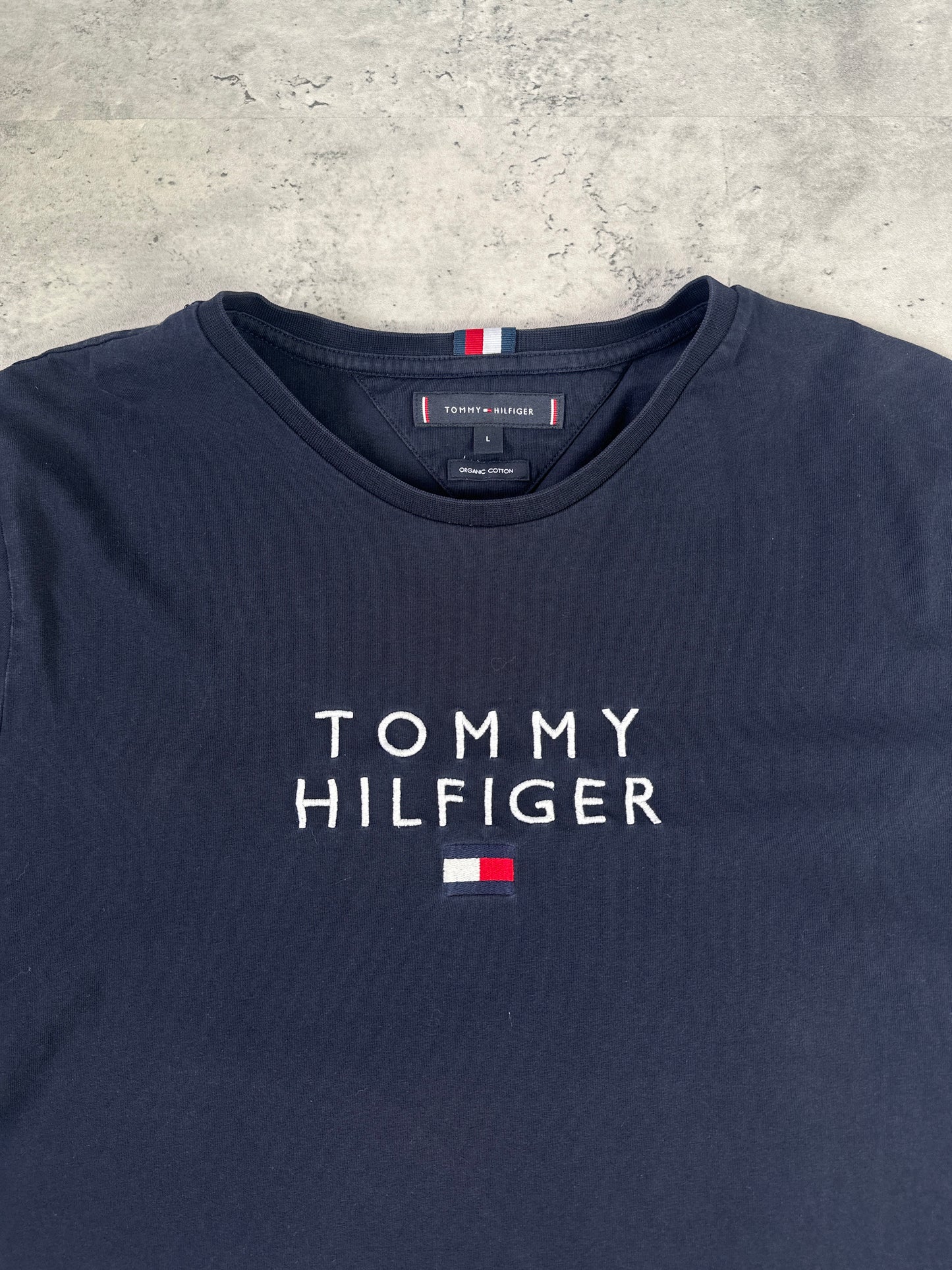 T-shirts Tommy Hilfiger - L