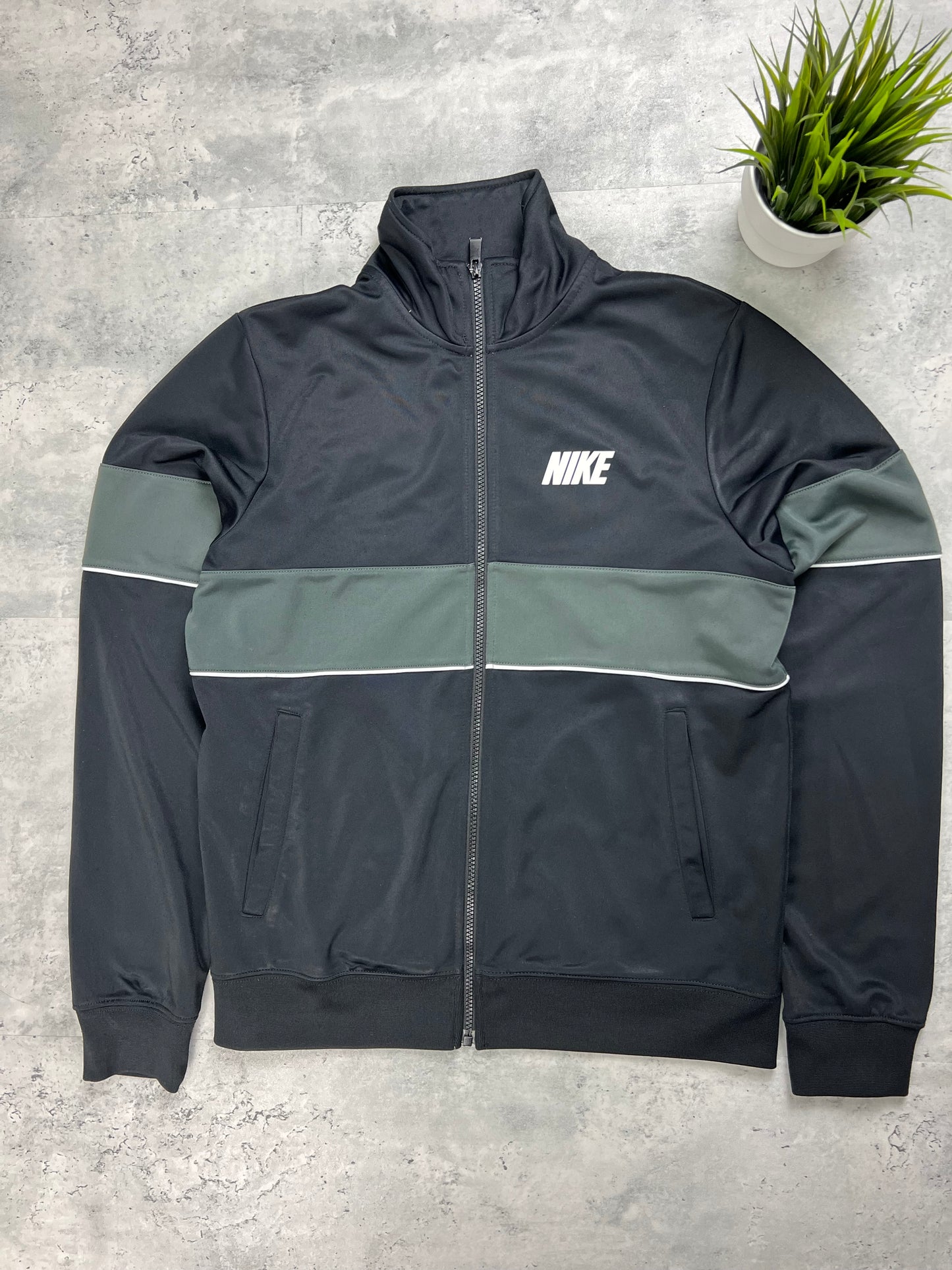 Sudadera Nike con cremallera