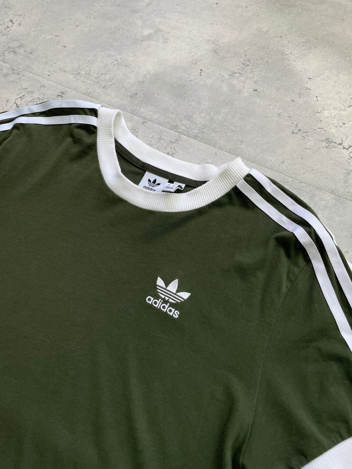 Camiseta adidas basica verde